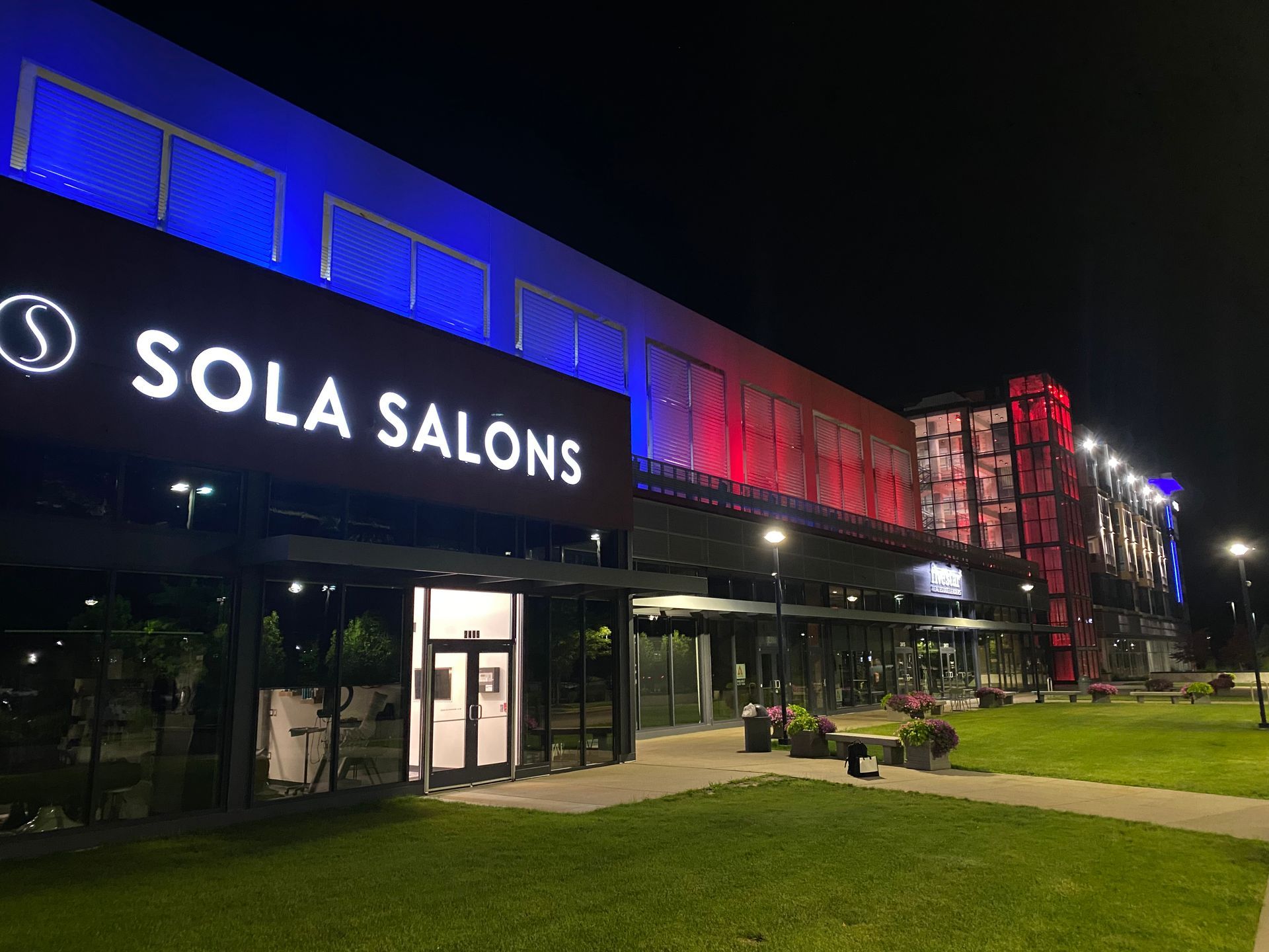 The Vintage Lincoln Studio